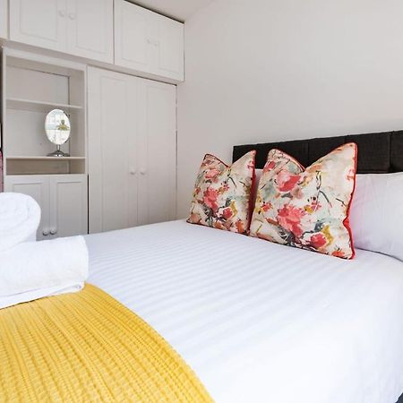 Marble Arch 2-Bedroom Apartment 런던 외부 사진